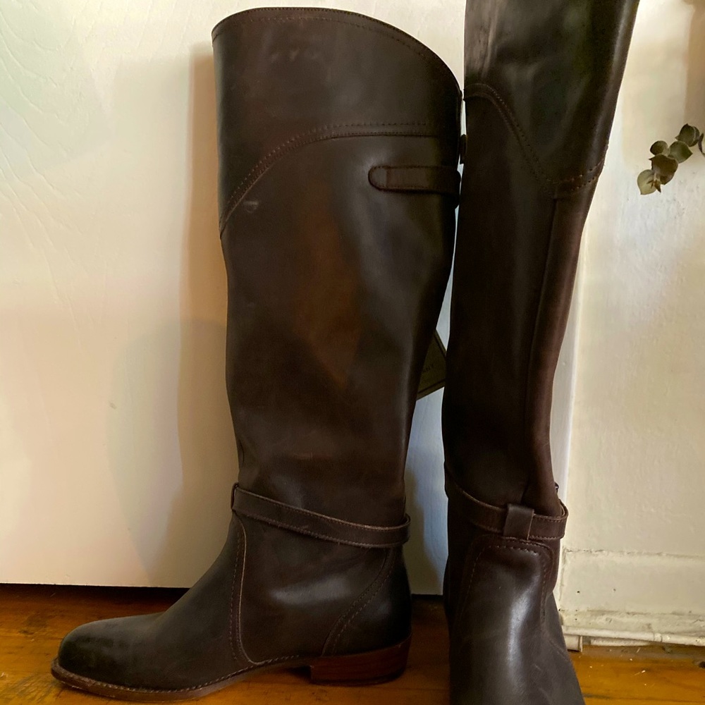 COPY - Knee high Frye boots
